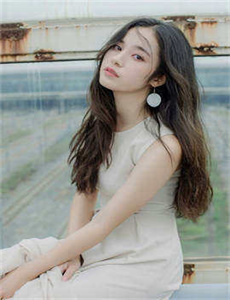 《女人一级毛片免费视频观看》