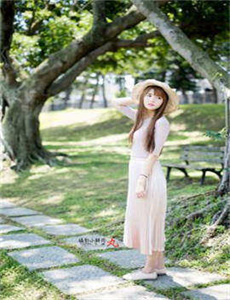 《公司里的艳妇们都熟透了》
