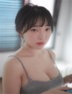 《国产丰满人妻一区二区》