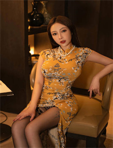《夜月直播免费的视频》