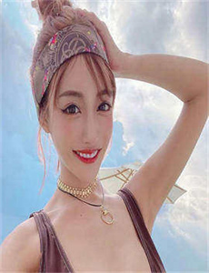 《飞天小女小警z中文版全集》