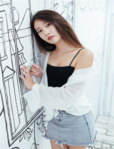 《麻麻下面好紧好舒服》